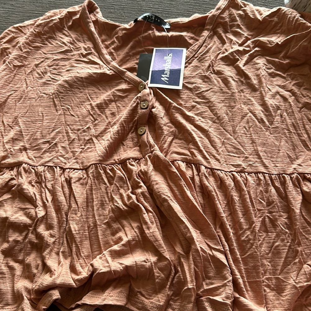 NWT flowy shirt